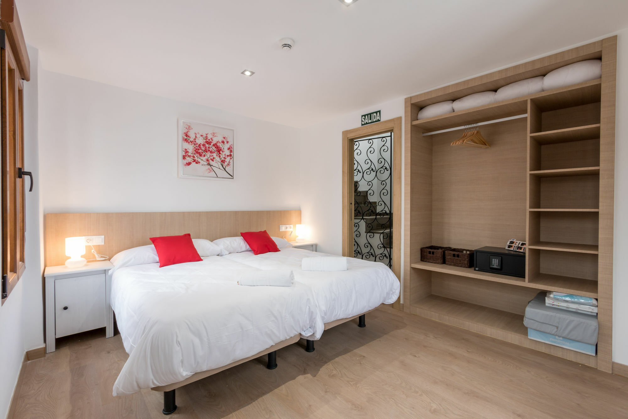 גרנדה Apartamentos Puerta Nueva מראה חיצוני תמונה